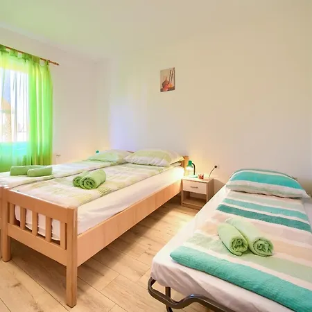 アパート Mihael マリンスカ