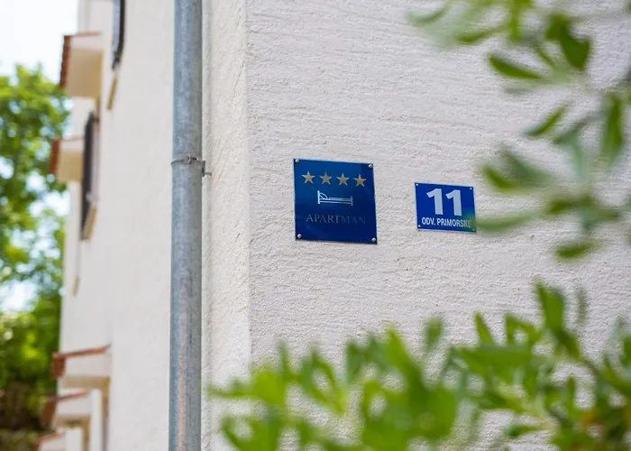 Apartment Mihael Malinska