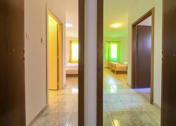 Apartment Mihael Malinska