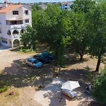 Mihael Апартаменты Малинска