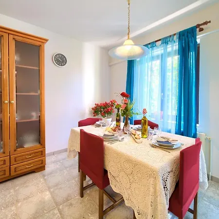 Mihael Apartment