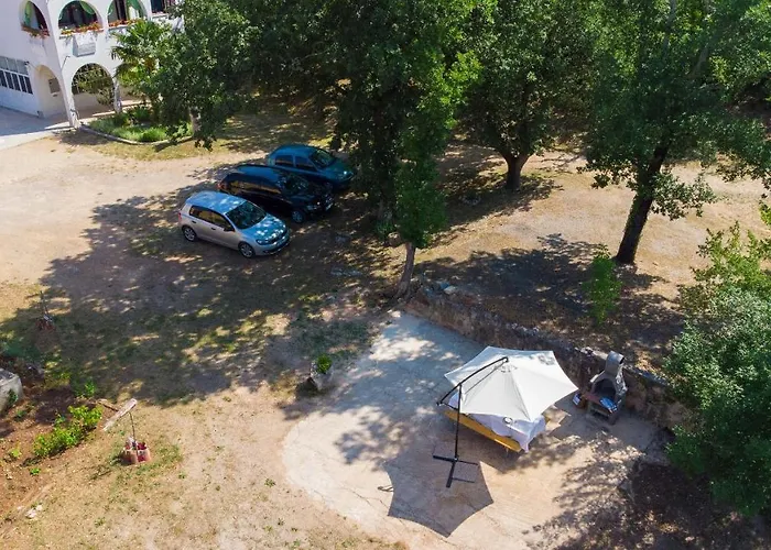 Mihael דירה מאלינסקה